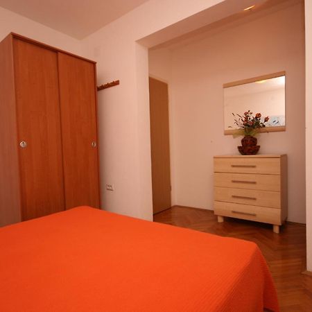Apartments With Wifi Pula - 6987 Стая снимка