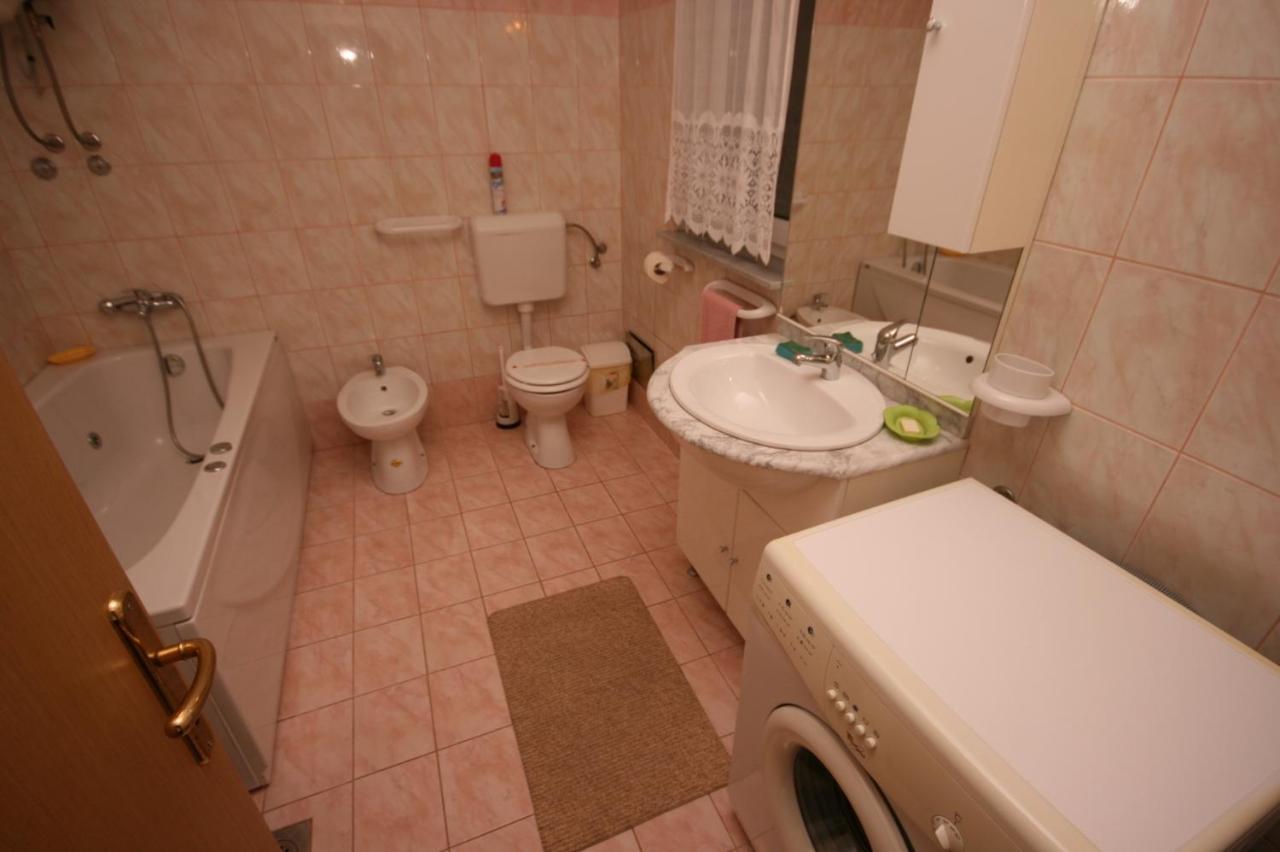 Apartments With Wifi Pula - 6987 Екстериор снимка