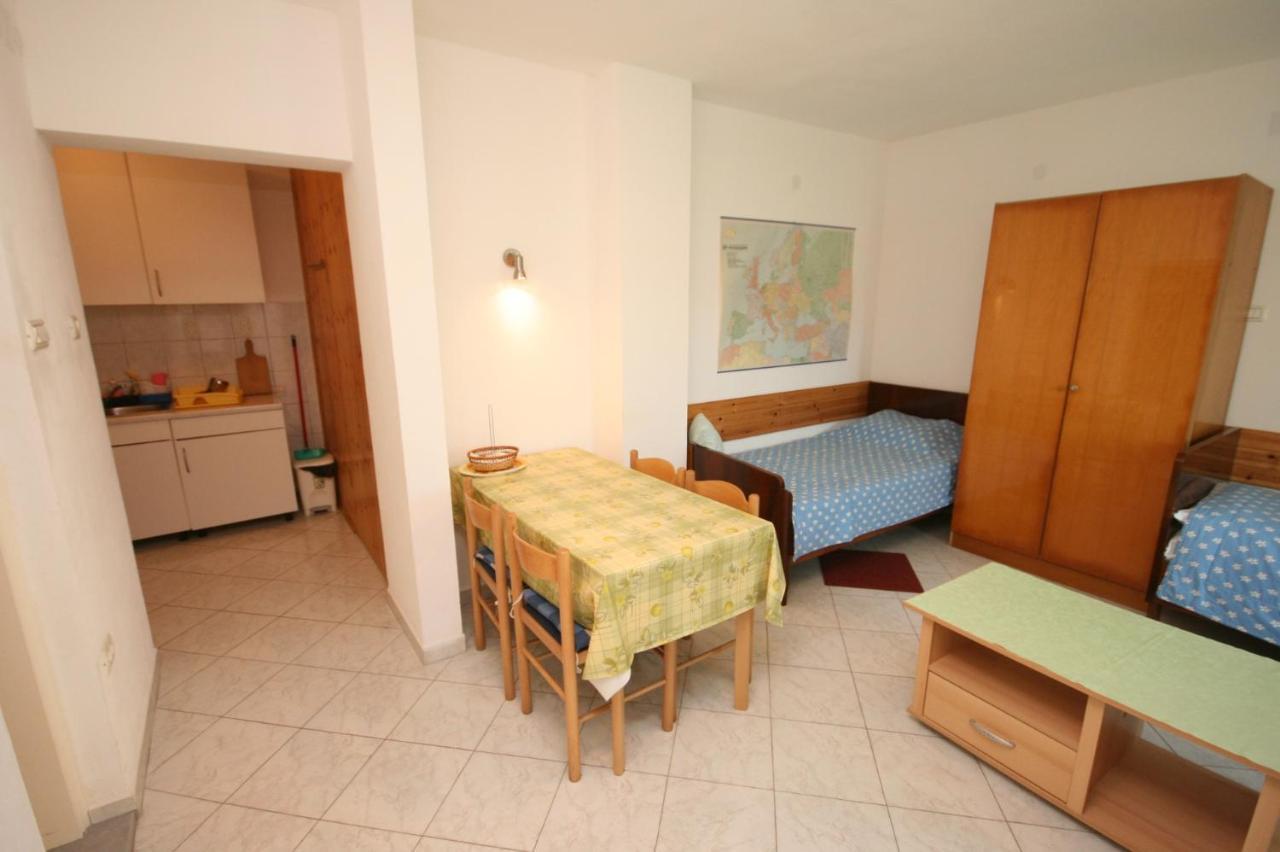 Apartments With Wifi Pula - 6987 Екстериор снимка