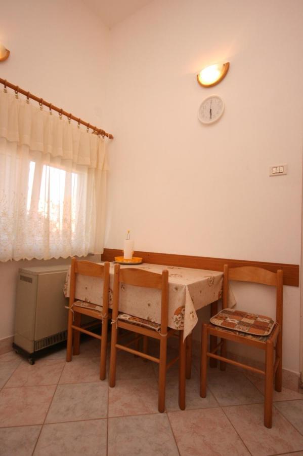Apartments With Wifi Pula - 6987 Екстериор снимка